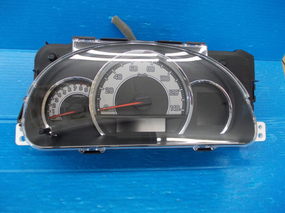 DR17V/クリッパー　スピードメーター　AT車　グレード/GXターボ　走行距離：42，366㎞　現物品番：34104-64P01　464P0