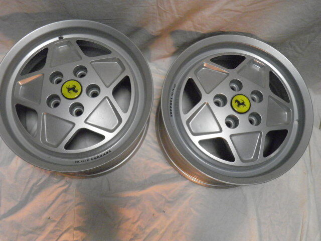 未使用 フェラーリ　TEcnomagnesio マグネシュームホイール２本　 328　 Ferrari 308/モンディアリも？テクノマグネシオ　