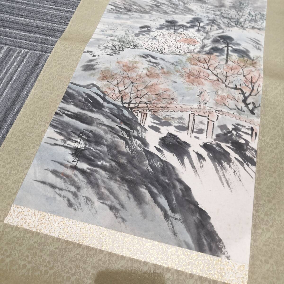 {$data['title']拍卖