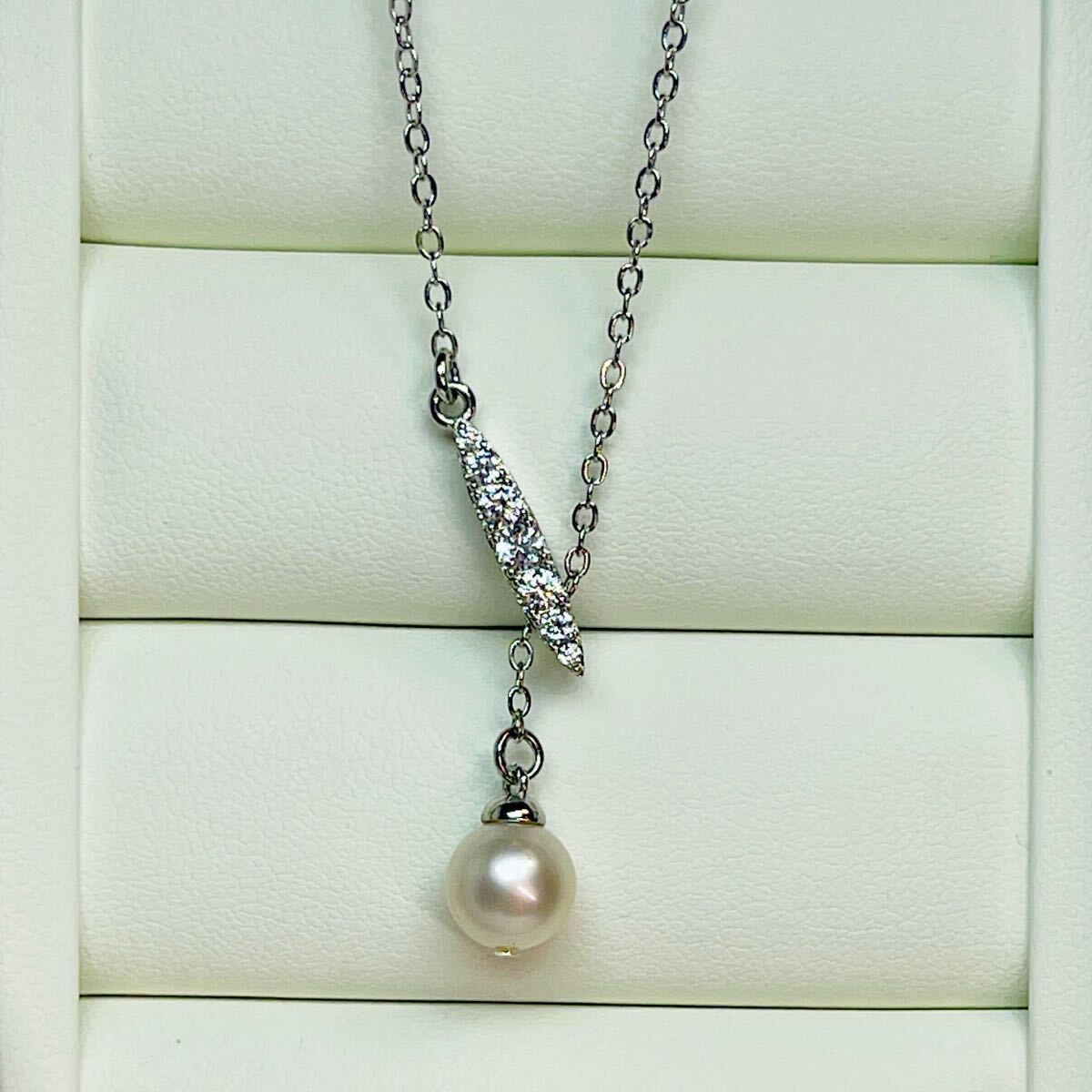 あこや真珠 ネックレス　パール　本真珠　花珠級 大粒 8mm ホワイト系 一粒 アコヤ真珠 ネックレス 51cm 調自由