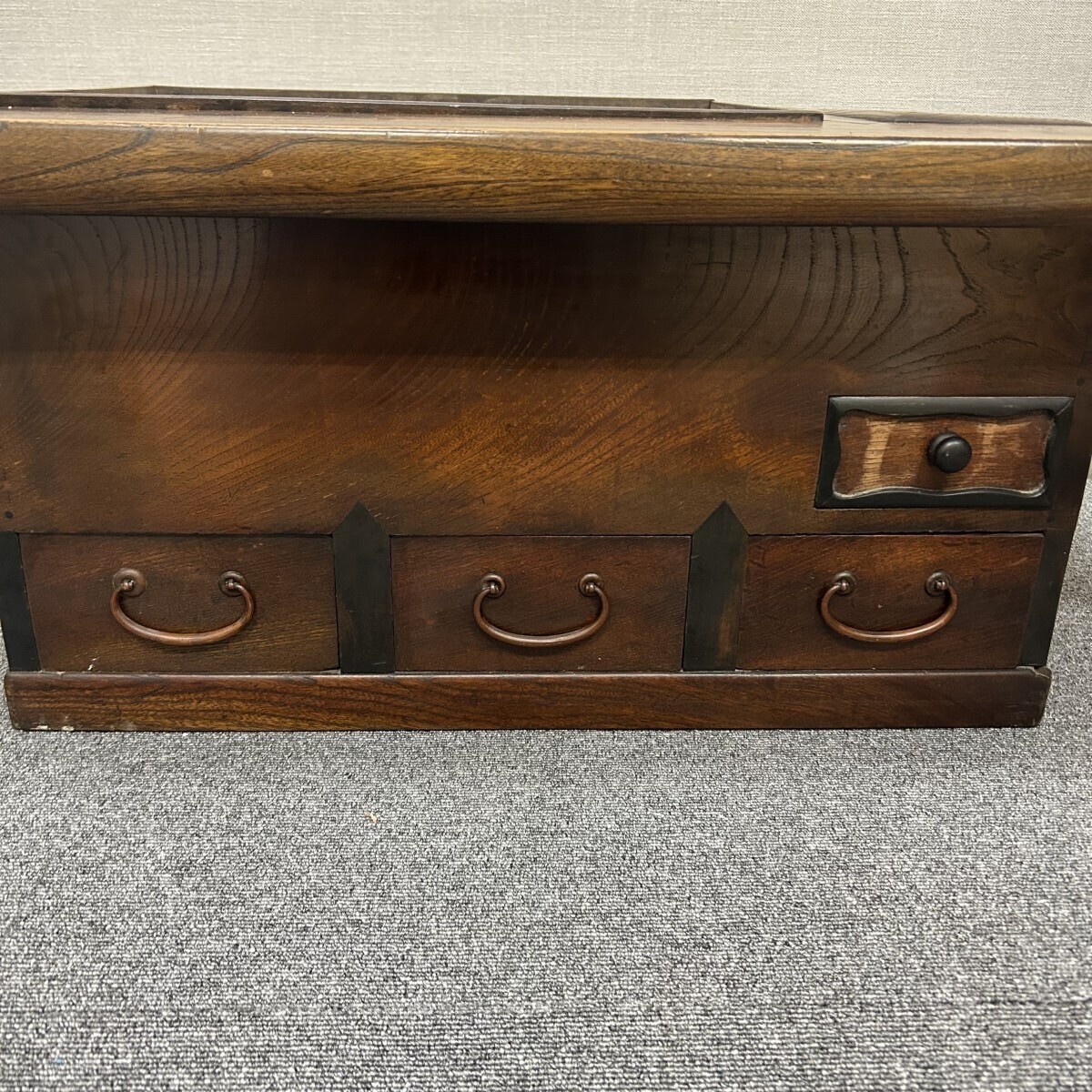 {$data['title']拍卖