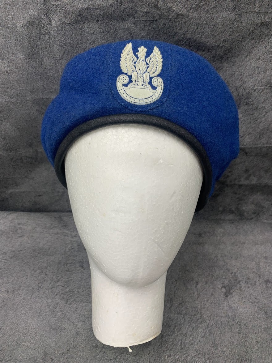【 ポーランド軍？ ミリタリー ベレー帽 】帽子 当時物 レトロ アンティーク