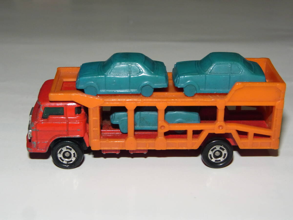 トミカ　14　CAR　TRANSPORTER　JAPAN