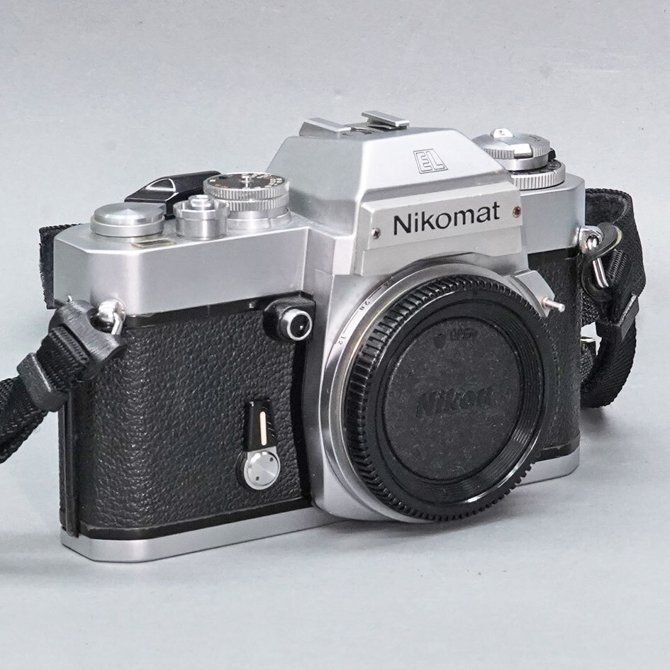 【58】NIKON　NIKOMAT EL ボディ　クローム