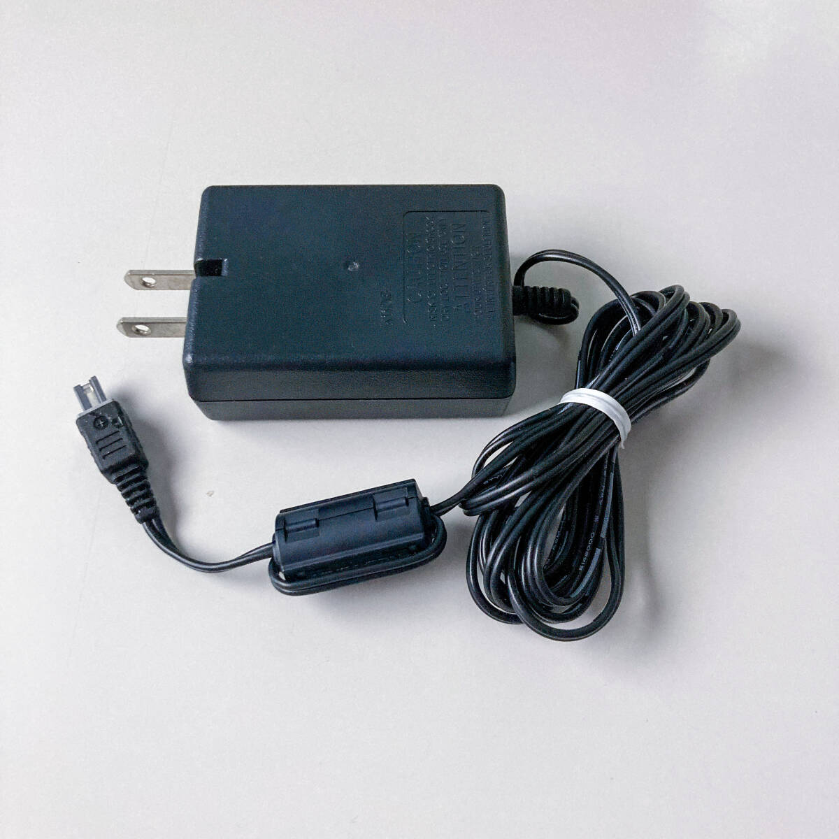 ★ ビクター ACアダプター AP-V14 中古品 F1650