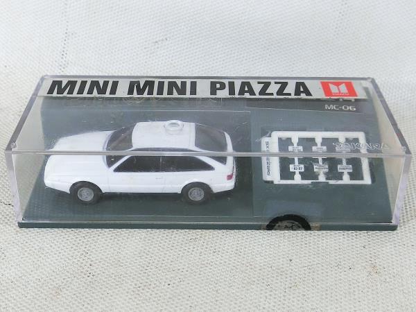 §ミニカー　タカラ　1/80 SILHOUETTE PIAZZA MC-06 いすゞ　　シルエット　ピアッツァ　希少品　当時物　