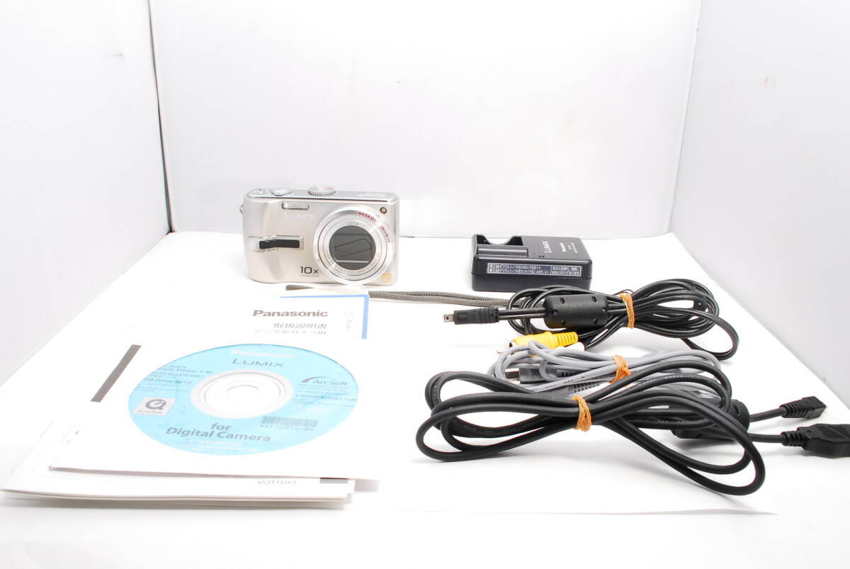 〓付属品多数〓Panasonic パナソニック LUMIX DMC-TZ3