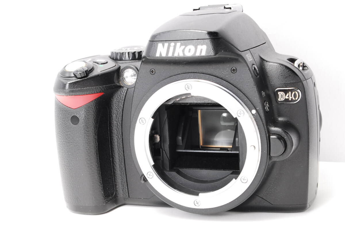 〓シャッター回数少　外観綺麗〓ニコン　Nikon D40