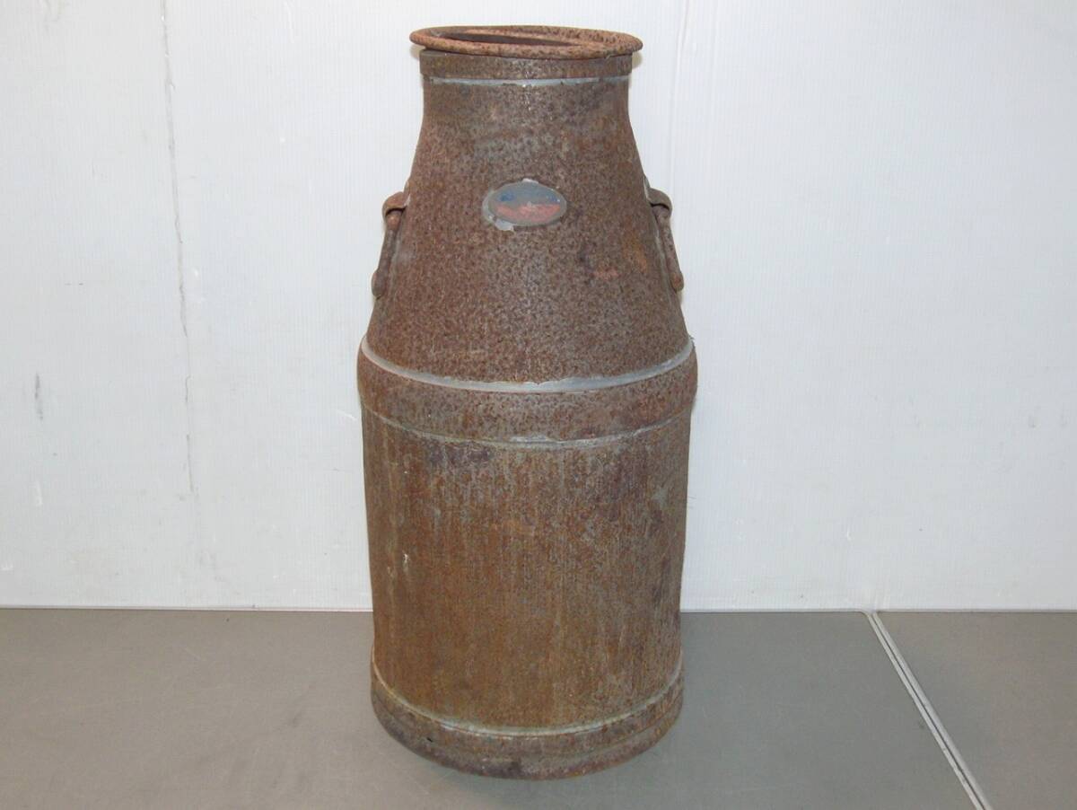 昭和レトロ　ミルク缶 容器 牛乳 アンティーク インテリア レトロ 牛乳缶 錆び 古道具 GAN BRAND 大同鉄器株式会社　/BS38