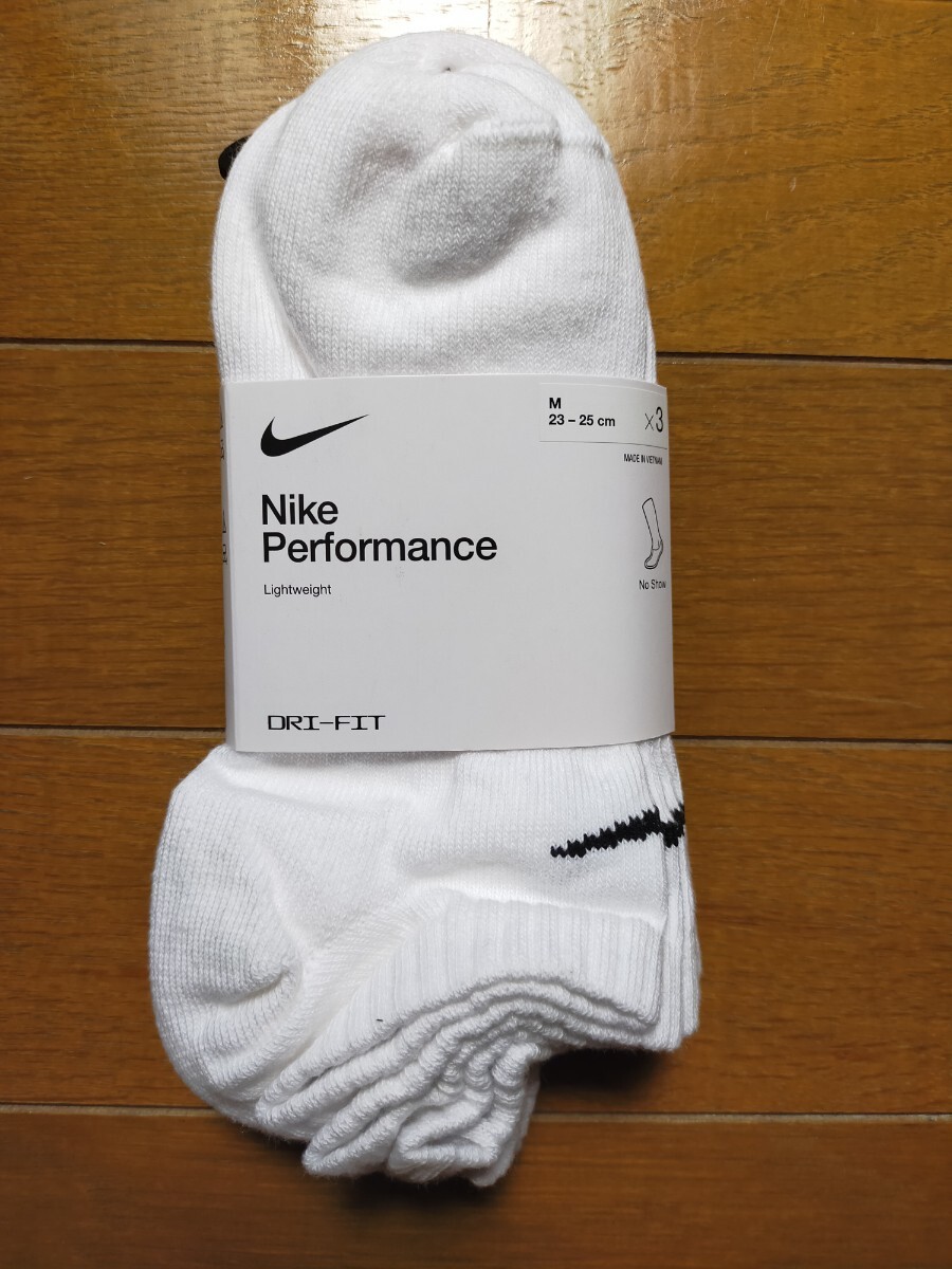 NIKE ナイキ ライトウェイト ノーショウ ソックス 23cm~25cm ホワイト 3足入 定価2200円 靴下 くるぶし 白 y11007-1-HZ13