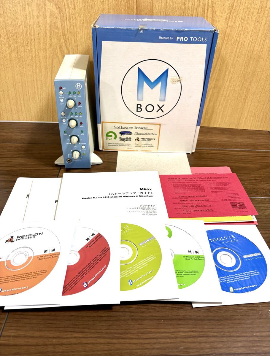 digidgesign M BOX featuring Focusrite design プロ向け音楽オーディオソフトウェア 本体・CD-ROM・説明書類・元箱のセット 通電確認済み