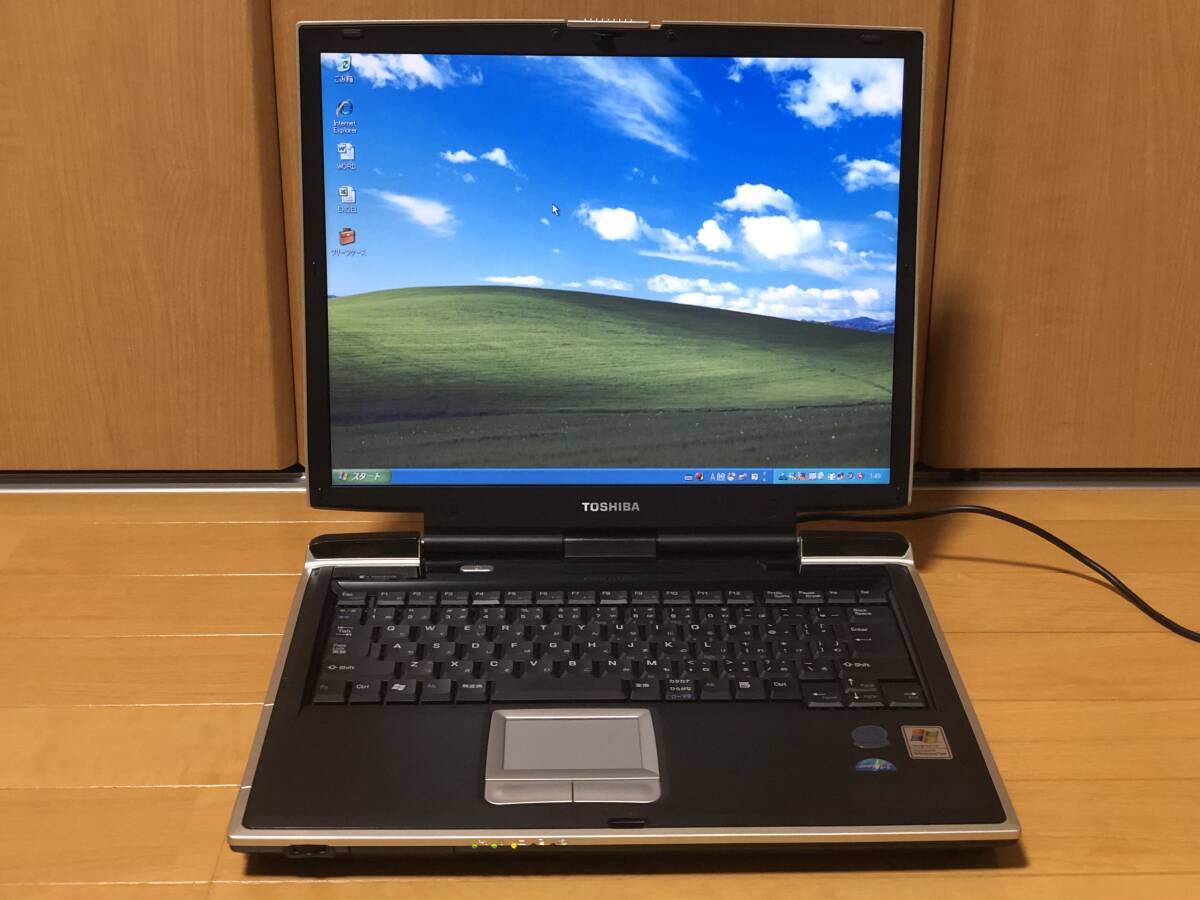 外装良品 未初期化 TOSHIBAノートパソコン中古品 Dynabook AX1/524CMEV Windows XP 簡易動作確認済みですがジャンク扱い 本体のみ 現状販売
