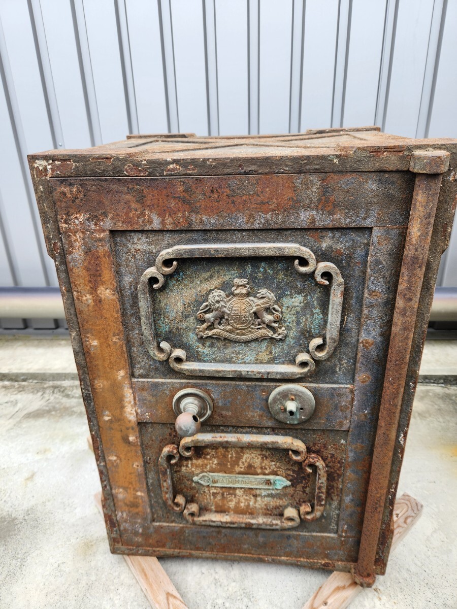 1円スタート 1スタ 岡山県から 金属製金庫 金庫 レトロ 昭和レトロ アンティーク ディスプレイ