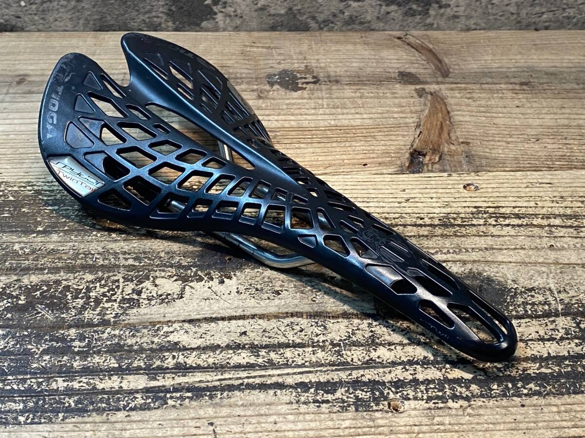 JI574 タイオガ TIOGA スパイダー SPYDER Twintail サドル アロイレール