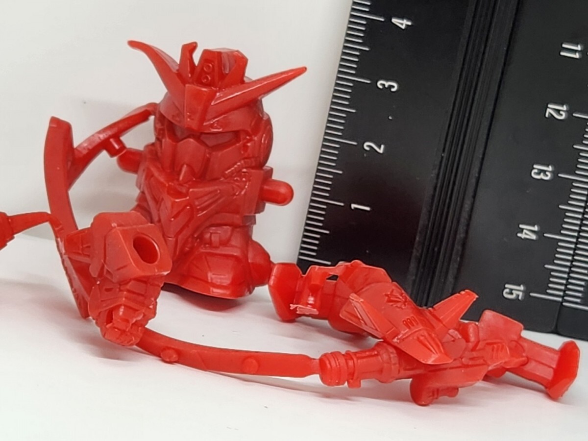 未切り ガン消し ガンダムSDコマンド戦記G-ARMS(ジーアームズ)マーク33 ガンセイヴァーZ 赤[25I19検]消しゴム ガンダムワールドフィギュア