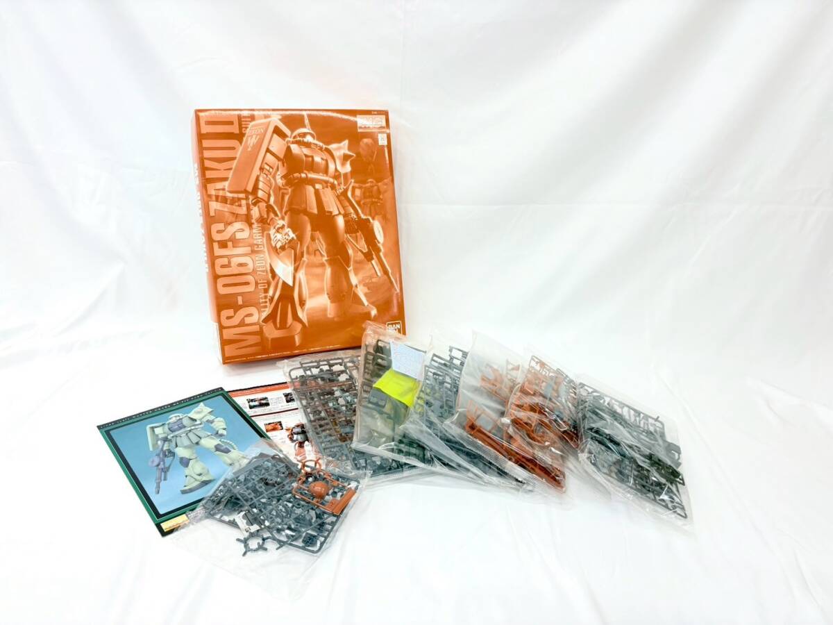 FM586*5　未組立　BANDAI　MS-06FS ZAKUⅡ　ガルマ・ザビ専用ザクⅡ　1/100スケール　マスターグレードモデル　ガンダム　プラモデル　箱付