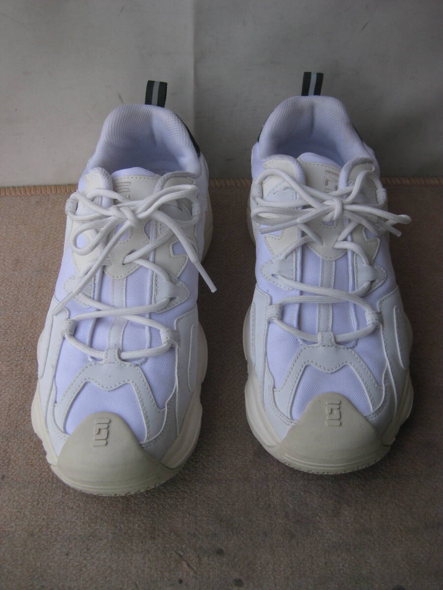 ★FILA 　スニーカー　 USS24016-142　　白　　２８.0cm　　美品