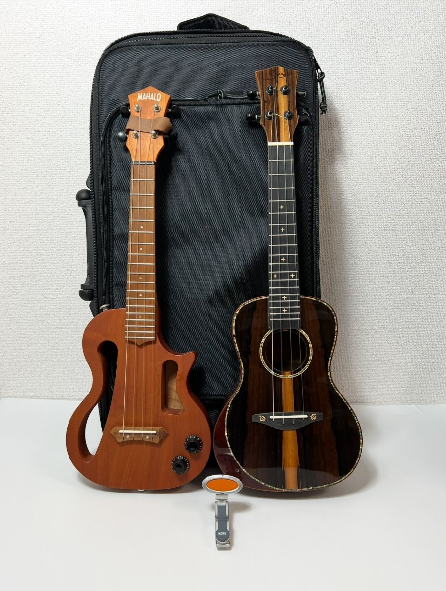 【ウクレレ4点セット】MAHALO EUK-200 エレクトリック + Simger ARS-30-C アコースティック + ORCAS ダブルケース + KORG チューナー