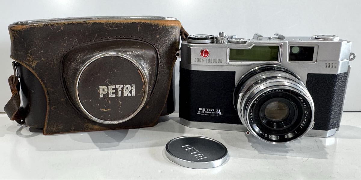 250914A☆ PETRI 2.8 COLOR CORECTED SUPER レザーケース付 ♪配送方法＝おてがる配送宅急便(EAZY)♪