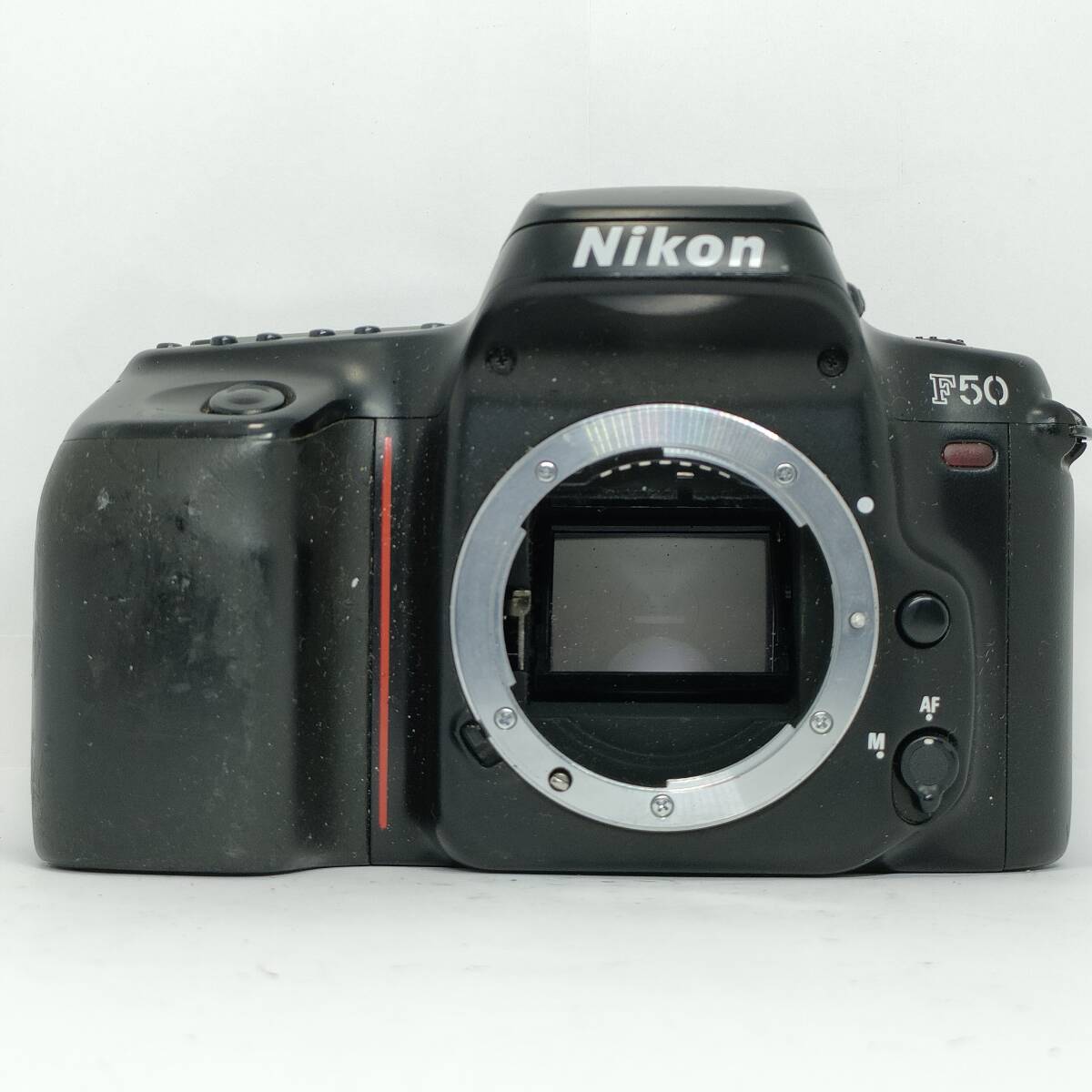 A149) Nikon F50 フィルムカメラ ボディ ジャンク