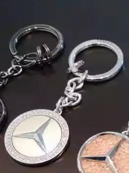 【Mercedes Benz】メルセデスベンツキーホルダー キーリング 銀