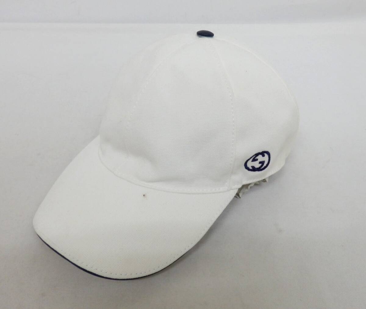 172H231I◆GUCCI グッチ サイドロゴキャップ ホワイト サイズM (58cm) 中古