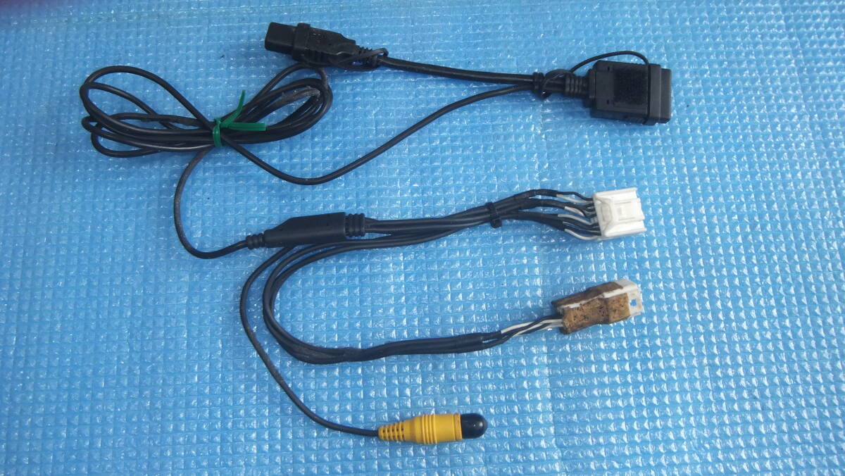 即決 送料200円～ 日産 三菱 純正 ナビ バックカメラ RCA iPod 接続 コード 変換 カプラ 16P 8P インターフェイス MC312D-W