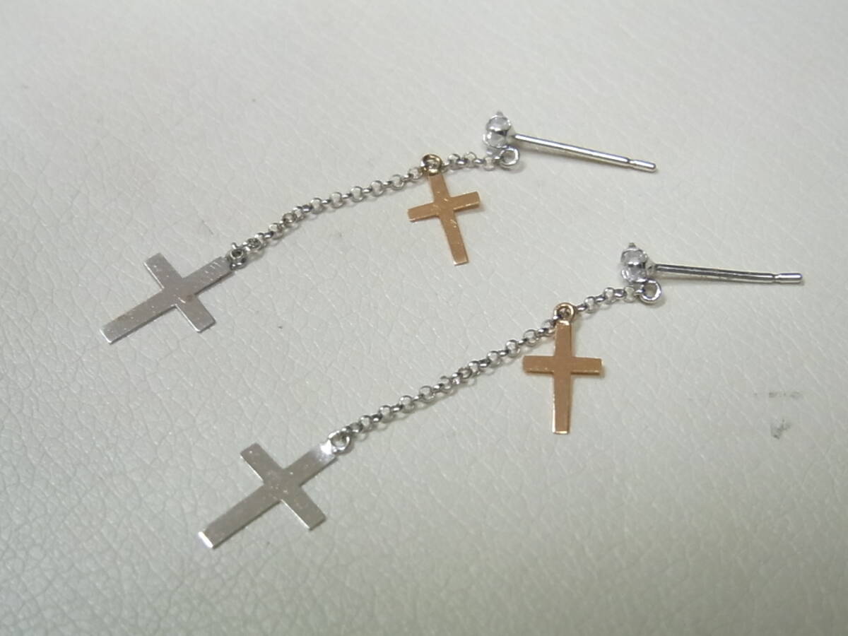 K14WG　ピアス　USED　クロスデザイン　0.5ｇ　キャッチなし