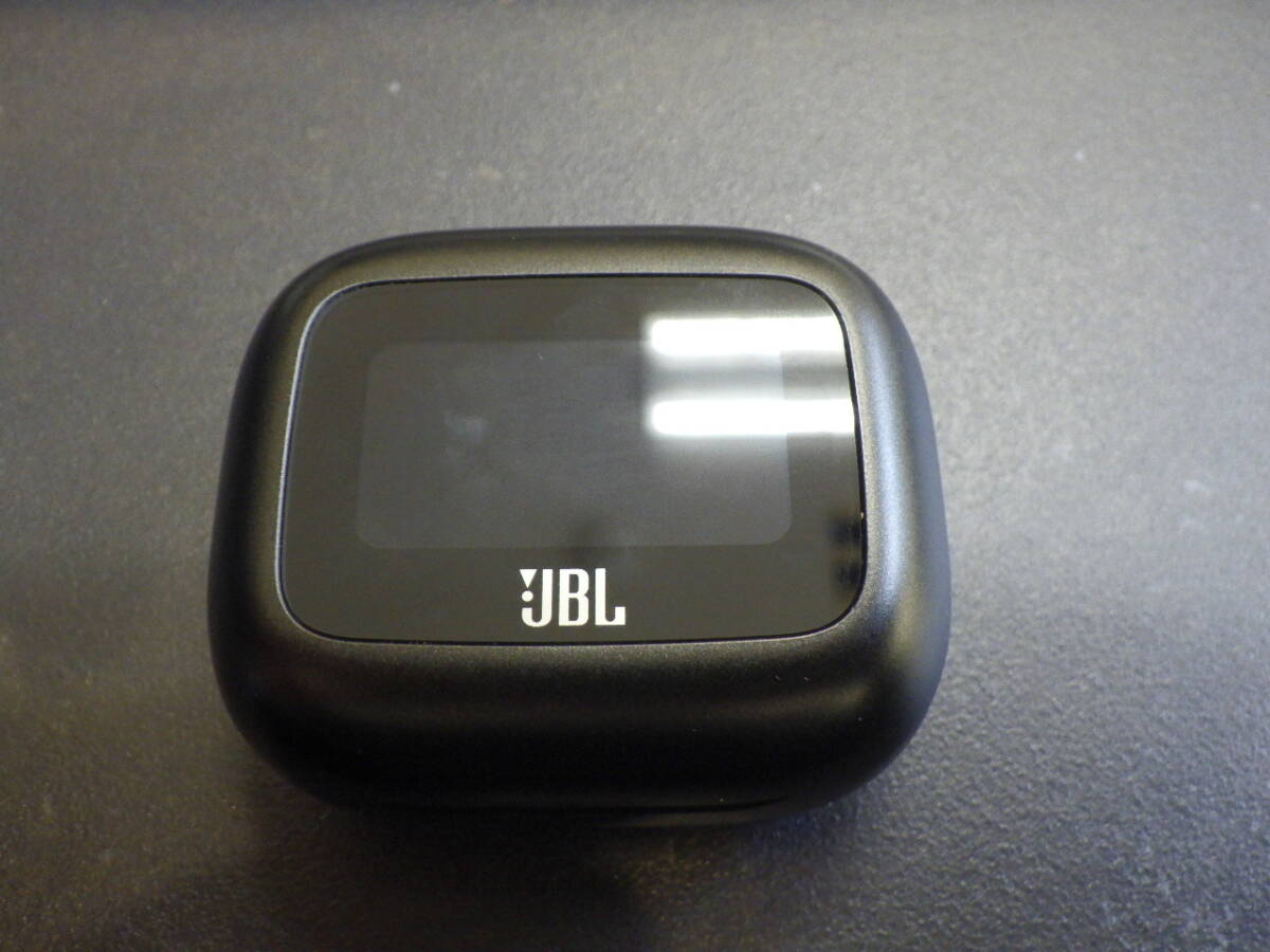 JBL LIVE BEAM 3 ワイヤレスイヤホン 通電　接続　出音確認済み