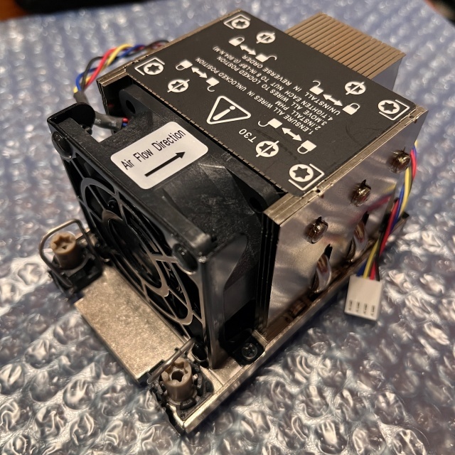 【中古】SILVERSTONE CPUクーラー　2UスモールフォームファクターCPUクーラー　XE02-4189