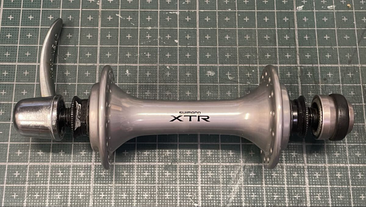 中古美品 シマノ HB-M900 28H 初代XTR フロントハブ 100mmOLD/QR (リムブレーキ) 1995年購入 オーバーホール済 組立痕有り 箱、説明書無し
