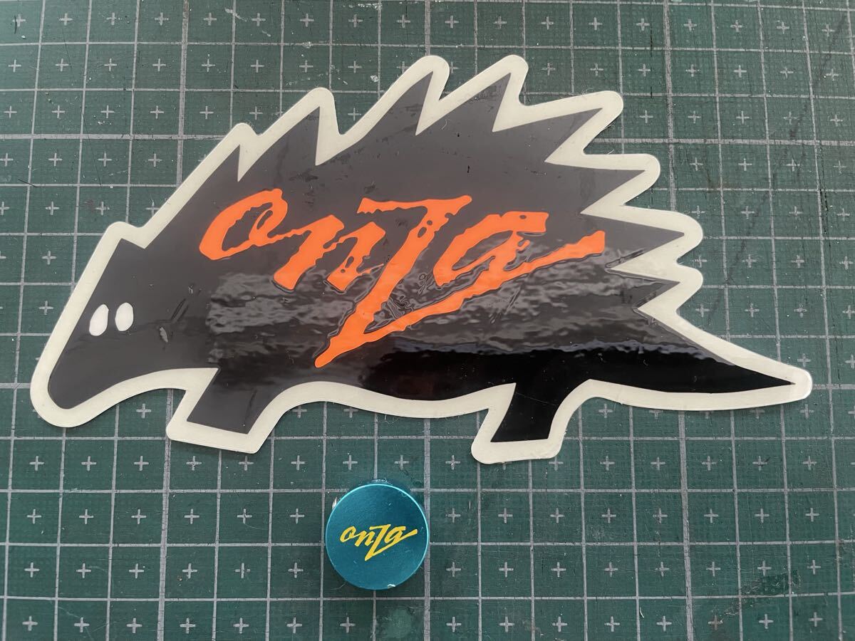 中古品 ONZA Chill Pills ブレーキケーブルハンガー小物 １個 アメリカ製 1995年購入 箱、説明書、ケーブル類無し ステッカーおまけ