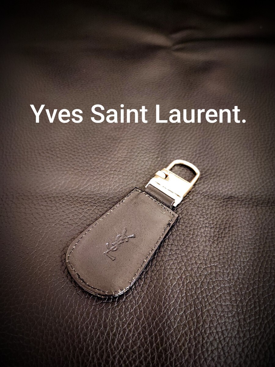 良品　Yves Saint Laurent　イヴ・サンローラン　サンローラン　キーリング　キーケース　キーホルダー　カラビナ　バッグチャーム　
