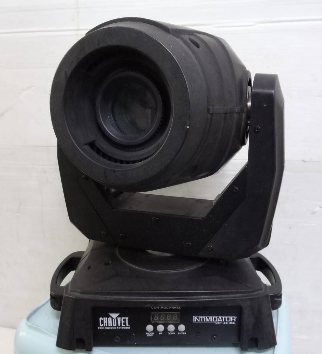 P1788a CHAUVET ムービングライト Intimidator Spot LED350 舞台照明 訳アリ品 現状渡し 部品取り