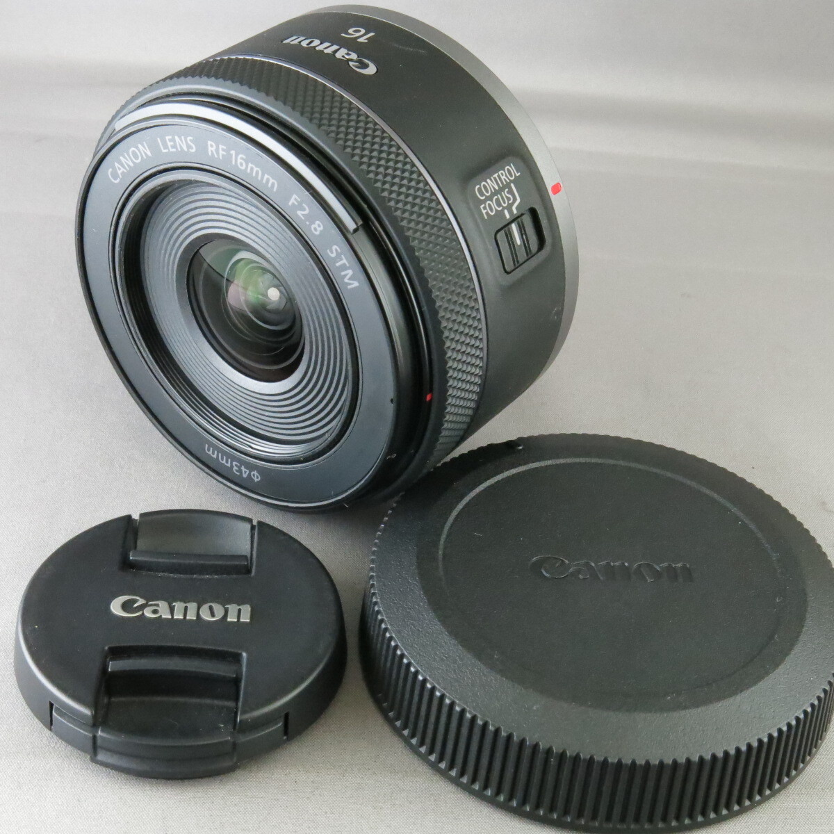 【新品同様】Canonキヤノン キャノン　RF16mmF2.8STM　★NO.9574