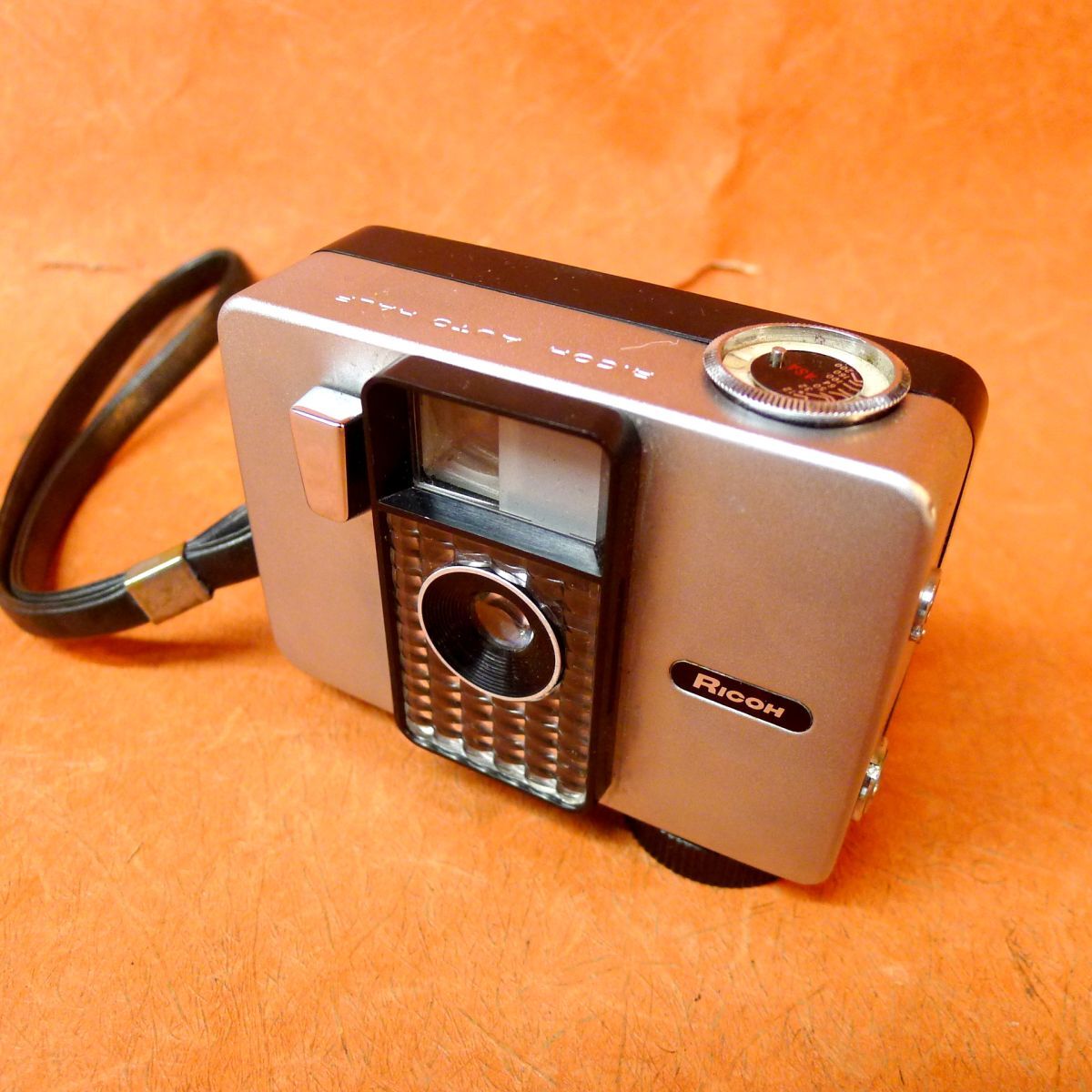 i◆020 RICOH AUTO HALF リコー コンパクト フィルムカメラ/60
