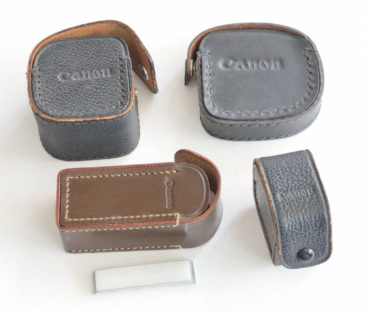 Canon 革ケース 4個まとめて（レンズフード・メーター・フィルター用）中古品