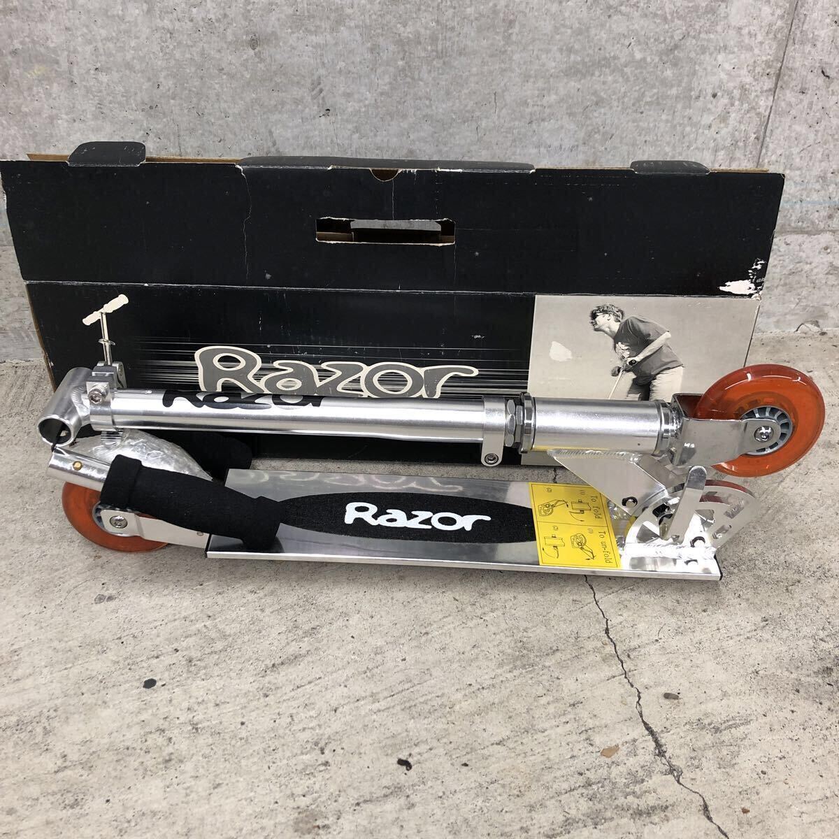 キックボード　Razor 折り畳み式　初期型