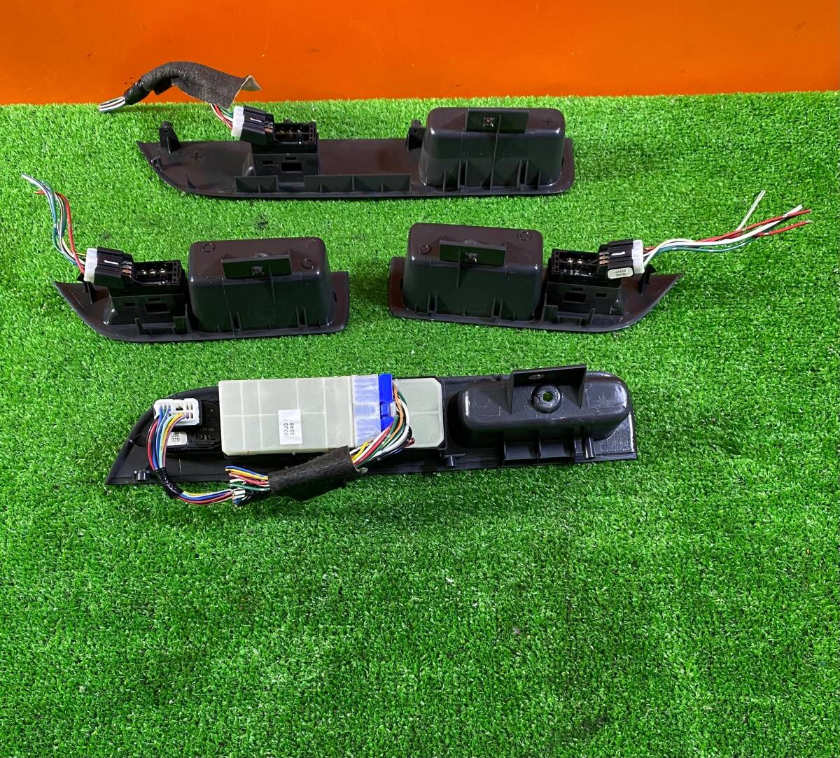 {$data['title']拍卖