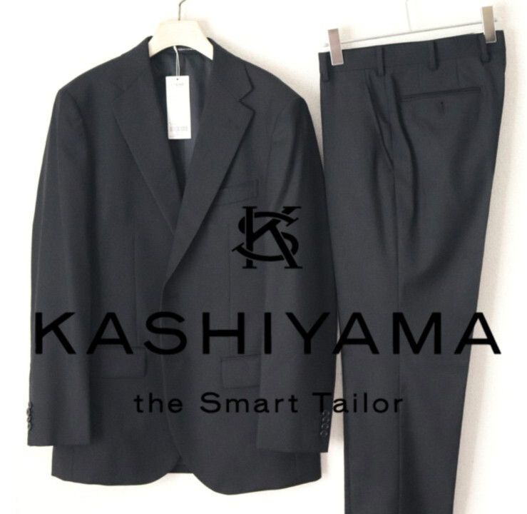 66,000円新品タグ付き【KASHIYAMA】毛100％ Tollegno1900生地 2Bシングルスーツ 黒無地 M v7571 冠婚葬祭