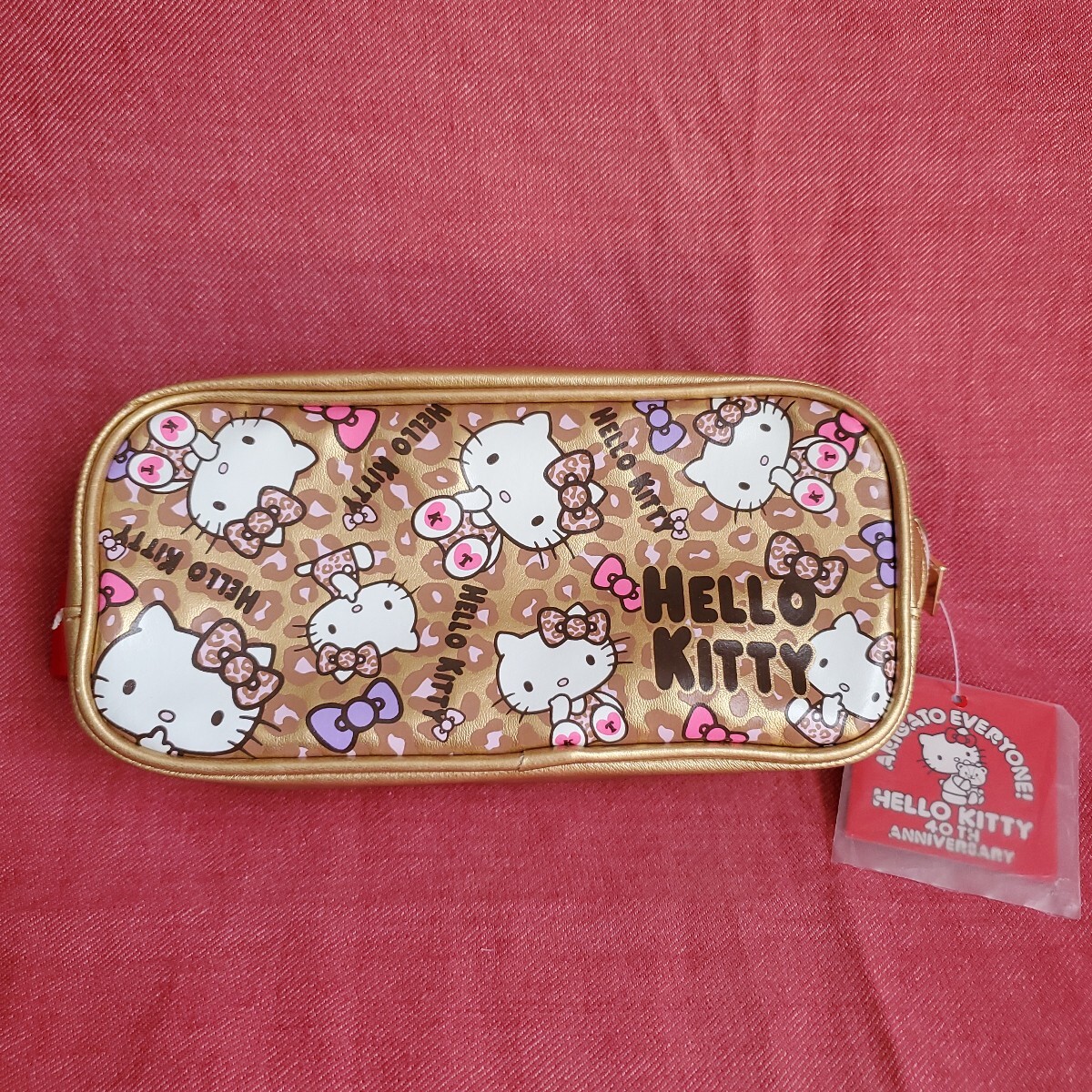 ハローキティ　40th anniversary　ヒョウ柄　ペンケース　化粧ポーチに　2013年製　希少　HELLO KITTY　タグ付　未使用　生誕40周年　難有