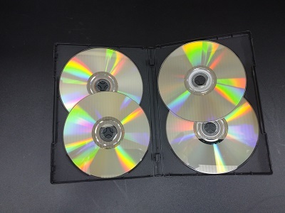 【２ケースご購入用】DVDケース 　黒（4枚収納・トールケース) ×２