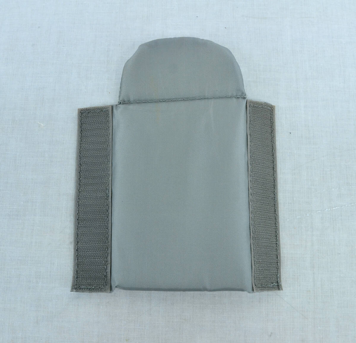 カメラバッグ用中仕切り　ナカジキリ グレー 9cm-12cm 中古品