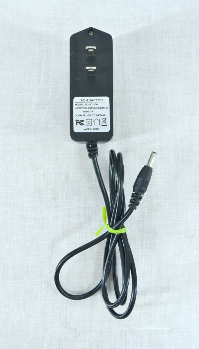  ACアダプター 出力15V 1000mA Max0.3A 型番:AC1501000 中古品 
