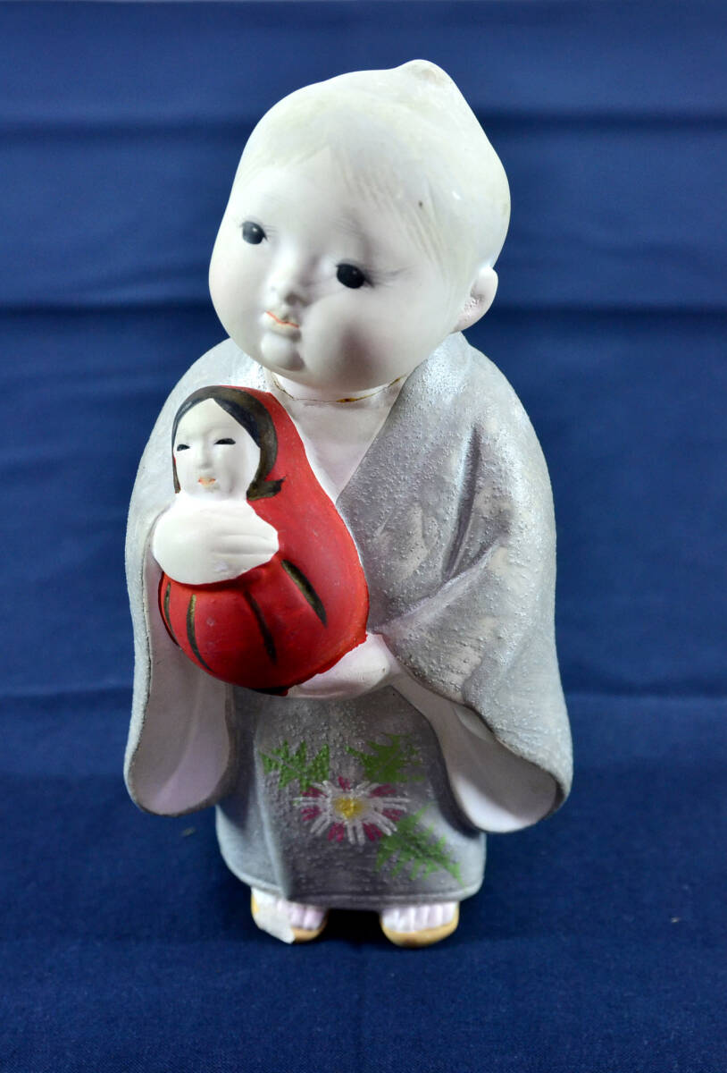 2♪博多人形と思われるお人形 13cm 昭和レトロ 民芸品 かわいい 置物 和風 人形 中古品 