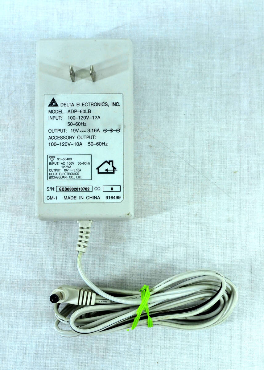 ACアダプター 出力19V 3.16A 型番:ADP-60LB DELTA ELECTRONICS 中古品