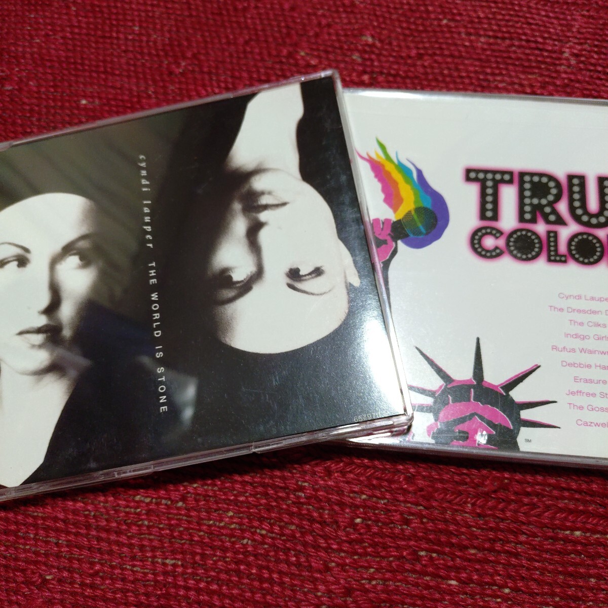 CYNDI LAUPERシンディ・ローパー☆The world is stone☆オマケTrue Colors(オムニバス)