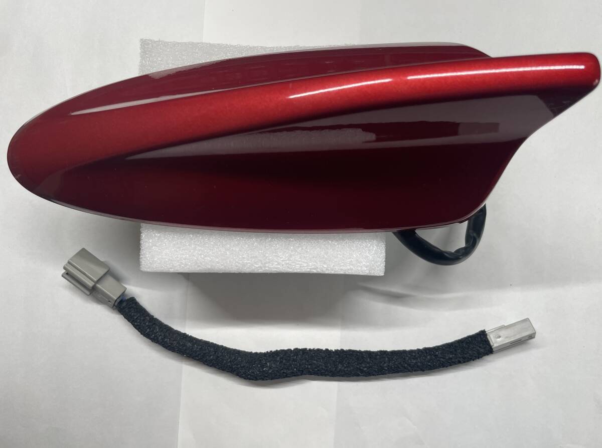 スイフト　スイフトスポーツ　対応　シャークアンテナ　ドルフィンアンテナ　ワンオフ品　レッド　ZC33S ZC83S　ZC53S