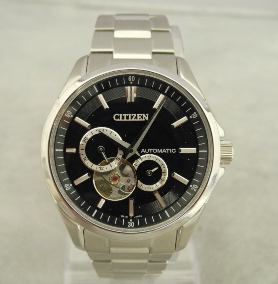 CITIZEN NP1010-78E AUTOMATIC MADE IN JAPAN シチズンコレクション 自動巻き シースルーバック オープンハートブラック 日本製 中古美品