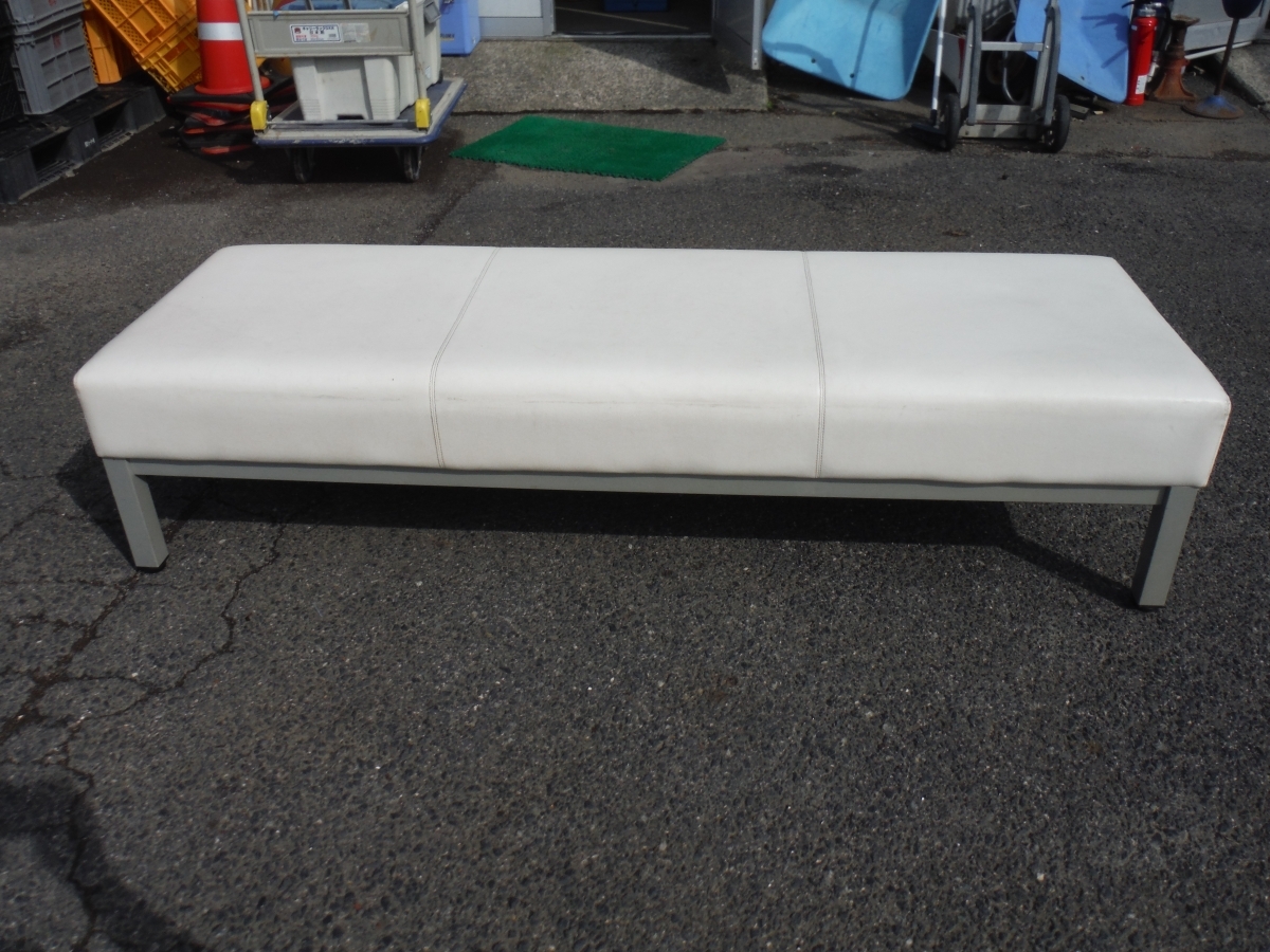 ○BEi　業務用　ロビーチェア　ベンチ　３人掛　サイズ550x1650x380　中古　鳥取県　引取限定